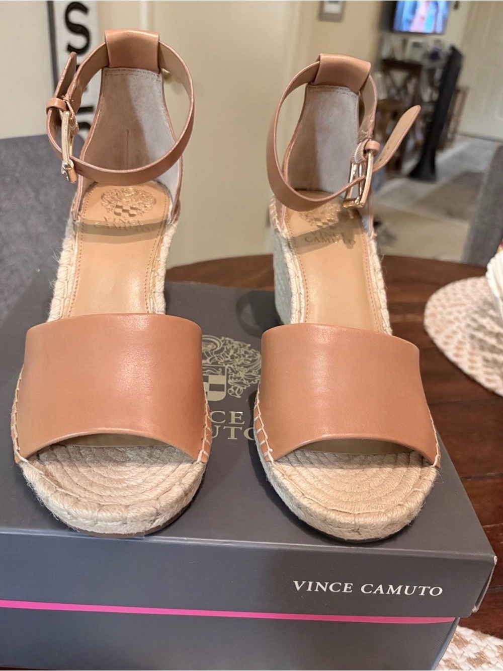 Vince Camuto Tan Leather Espadrille Ankle-Strap Wedges size 9 New